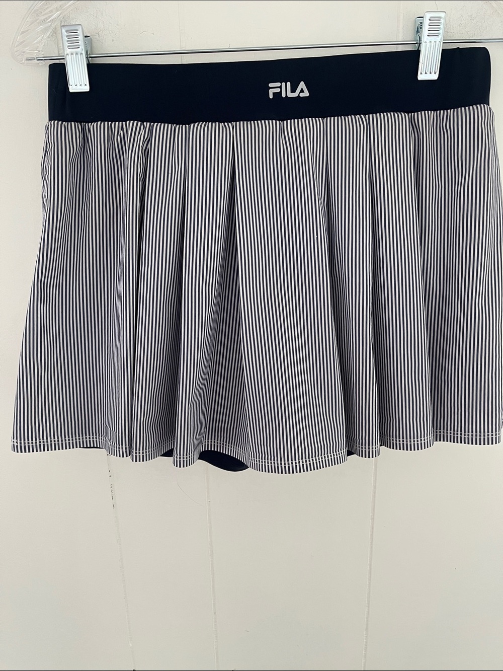 FILA Tennis Skirt Blue White Stripes Navy Shorts Size Medium - Picture 2 of 16